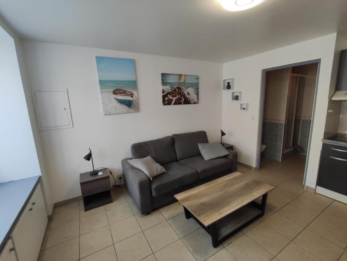 Studio 2 Personnes En Centre Ville Saint-Pierre-de-Plesguen Экстерьер фото